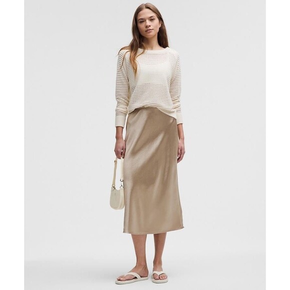 Lululemon Women’s Satin Midi Slip Skirt size S NWT Gold Stretch Pull On - Picture 1 of 7